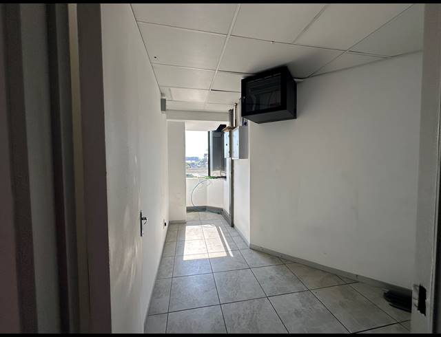 197M² OFFICE TO LET IN CENTURION CENTRAL